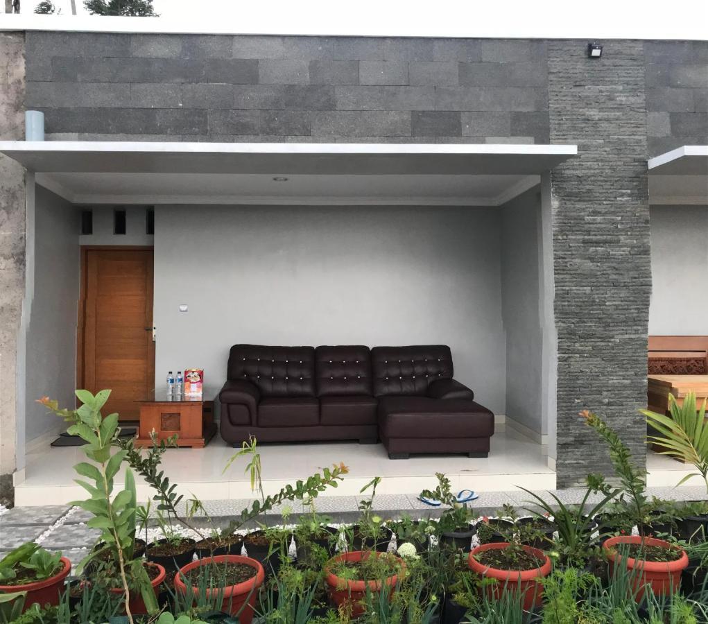 De Villa Cetho Karanganyar (Surakarta) Exterior photo